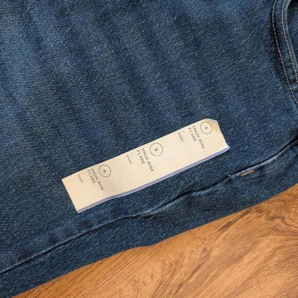 Women's High-Rise Flare Jeans Universal Thread Medium Wash 8 Short - Picture 4 of 4